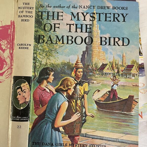 8 Vintage Book Hard Covers Only Junk Journal Mixed Media Supply Mystery Theme u - Picture 9 of 11